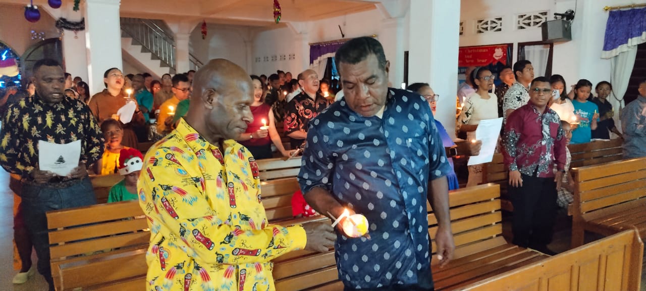 PERAYAAN NATAL HIKMAT DI GKI KANAAN: UNDERGROUND DMLZ PT FI – CREW 3 BUKAN CUMA TIM, MELAINKAN KEKELUARGA