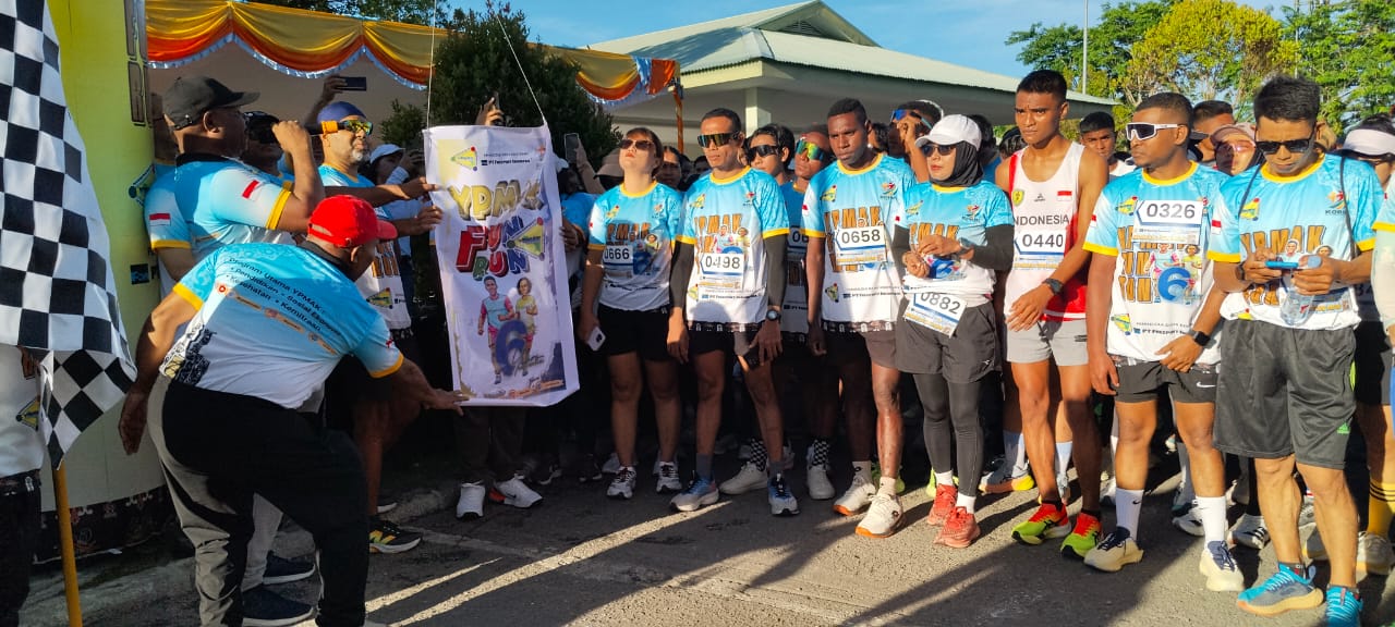 HUT YPMAK KE-6: FUN RUN GANDENG RIBUAN WARGA TIMIKA JALIN KEBERSAMAAN DAN KESEHATAN