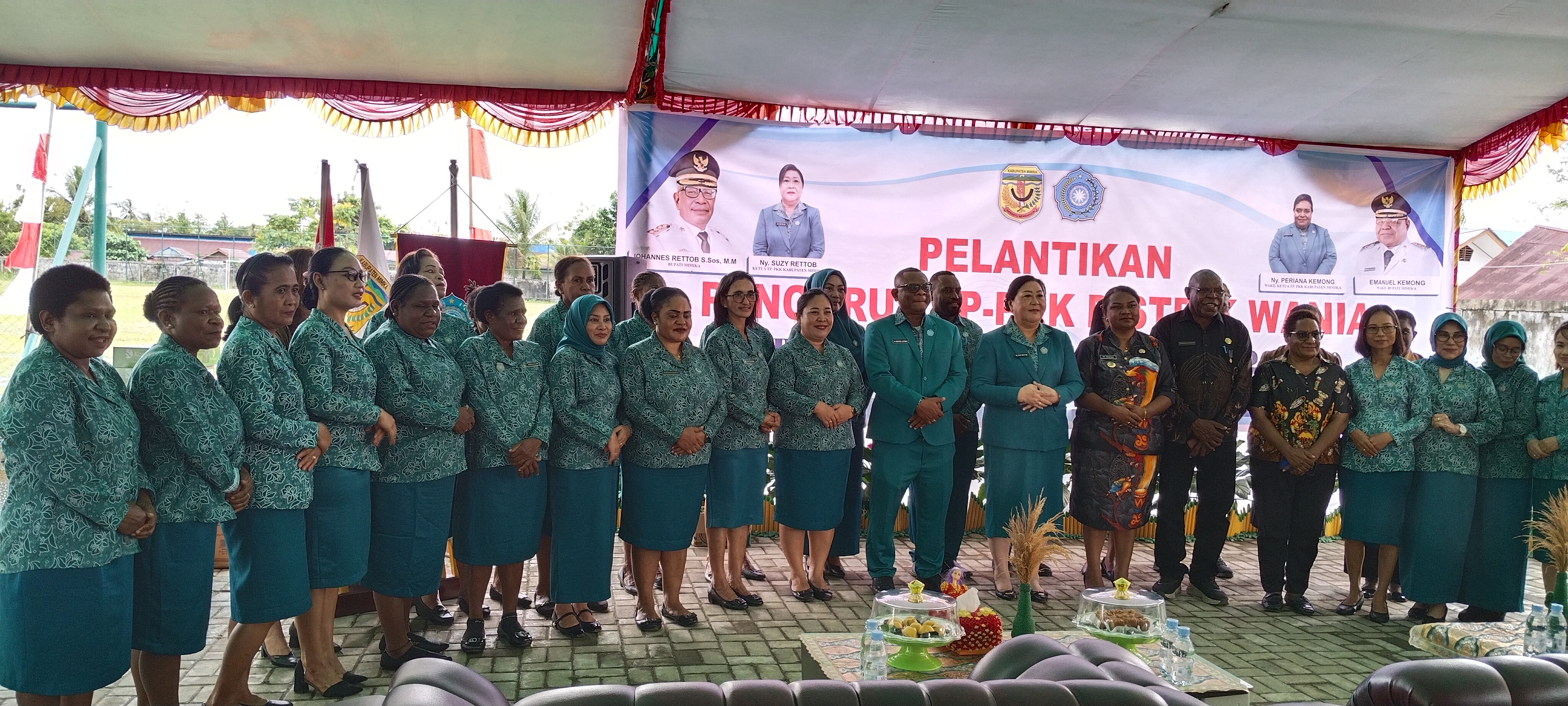Pengurus TP PKK Distrik Wania Dikukuhkan, Siap Perkuat Program Pemberdayaan Keluarga